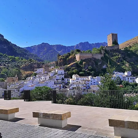 Alojamiento Martinez 1 Apartment Cazorla